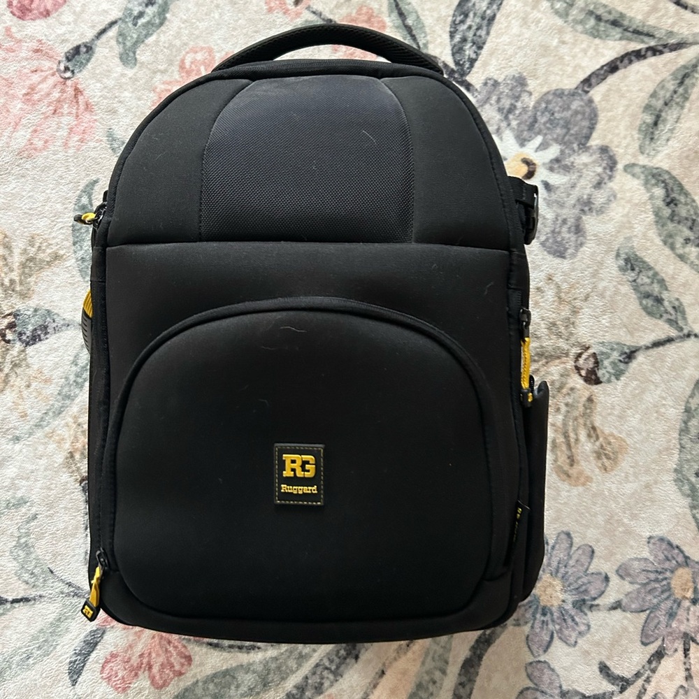 Ruggard Triumph 45 Sling Camera Bag